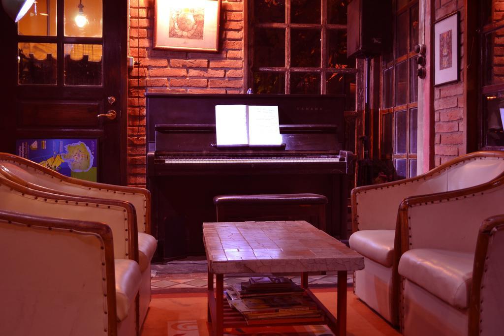 Brickhouse Ayutthaya Guesthouse Est 1986 Dış mekan fotoğraf