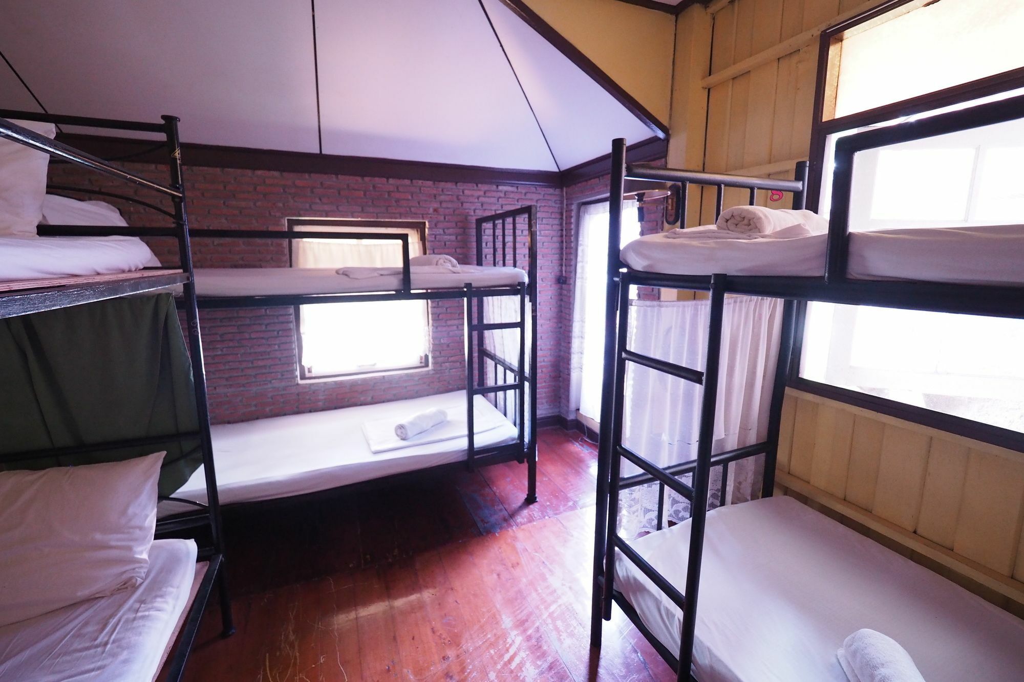 Brickhouse Ayutthaya Guesthouse Est 1986 Dış mekan fotoğraf